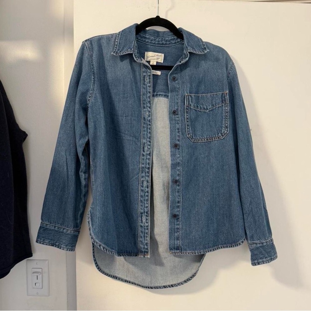 Universal Thread Light Blue Denim Shirt